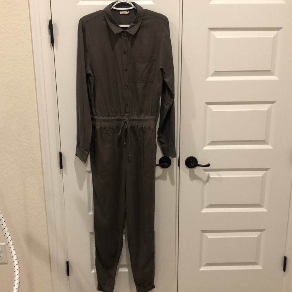 Faherty Arlie Day Jumpsuit in Green Size Medium